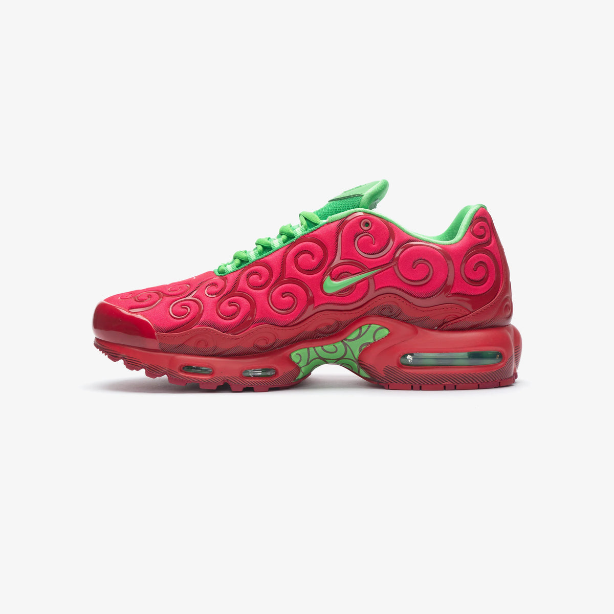 Nike Air Max Plus x One Piece "Ope Ope" - Trafalgar Law Edition
